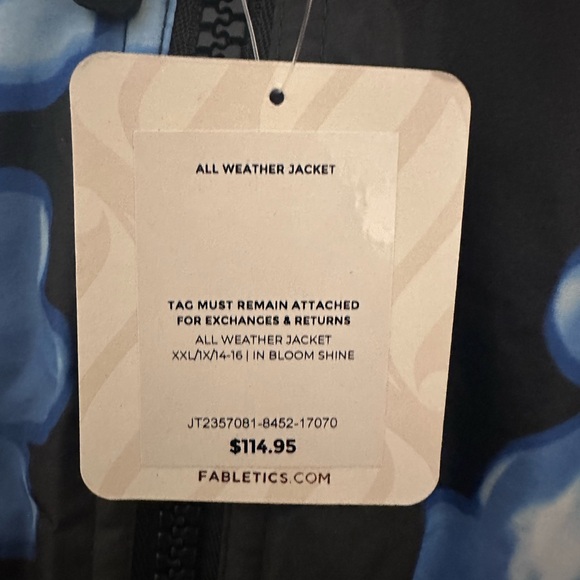 NWT Fabletics All Weather Jacket
XXL/XL 14-16 
In Bloom Shine - Picture 4 of 5
